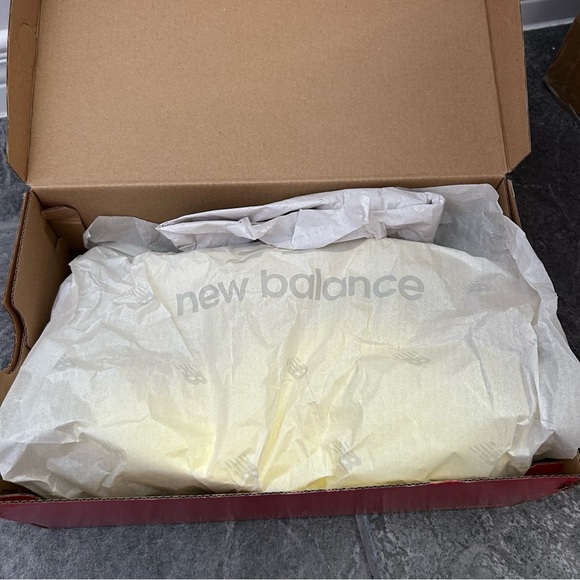 NIB New Balance Super Comp Elite V3 Cosmic Pineapple Size 8 Running Sneaker - Picture 7 of 11